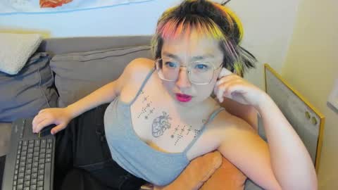 LuxGray online show from December 31, 2:51 am