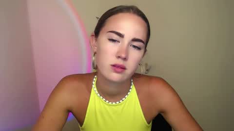 Katie online show from August 5, 4:37 pm