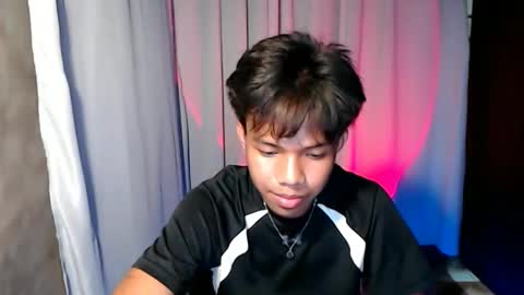 luxirfy online show from April 27, 6:05 pm