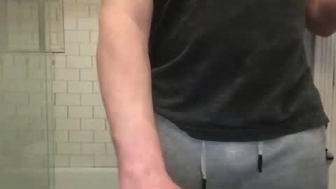 lvguynextdoor440656 online show from January 31, 11:13 pm