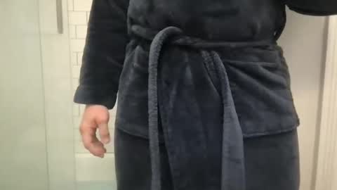 lvguynextdoor440656 online show from October 26, 1:34 pm