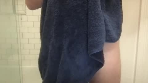 lvguynextdoor440656 online show from October 23, 2:24 am