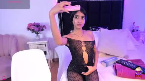 lya_brown online show from December 16, 12:33 pm