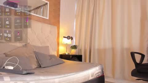 Lyan online show from November 22, 7:23 pm