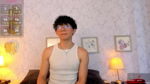 Lyan online show from May 8, 7:41 pm