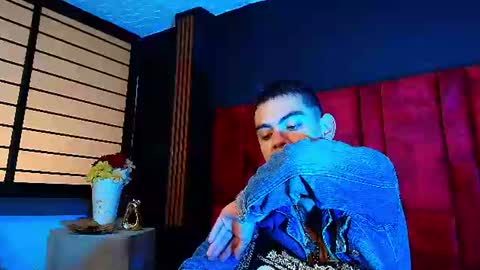 TELL ME LYCAN online show from June 18, 1:33 am