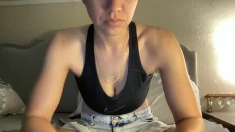 Olivia online show from February 6, 11:37 pm