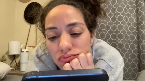 Olivia online show from March 2, 3:02 am