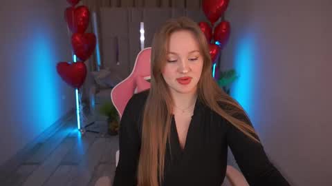 Snapshot of lylanimfa chatting on February 17, 5:34 pm lylanimfa online show from February 17, 5:34 pm