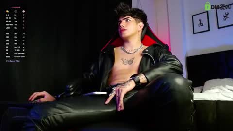 Lyle Bennett Freelance Model online show from March 6, 11:09 am