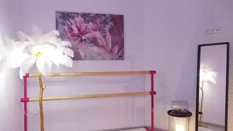 Snapshot of lyly_loveyou chatting on February 7, 9:58 am Lyly online show from February 7, 9:58 am