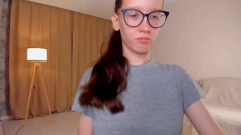 Sara online show from October 14, 4:21 pm