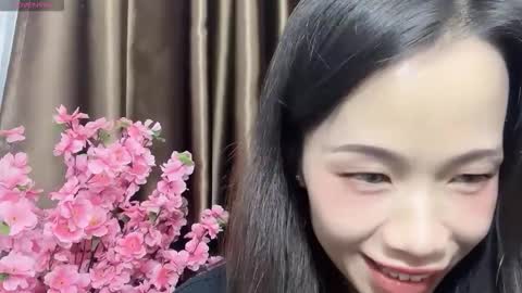 Snapshot of lynnalltop_165_keke chatting on October 12, 12:42 pm lynnalltop_165_keke online show from October 12, 12:42 pm