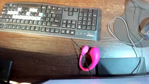 lyrafrost5 online show from February 15, 3:09 am