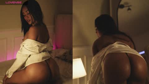 lyralux10 online show from November 20, 1:15 am