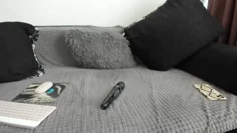 Lisa online show from April 20, 8:39 am