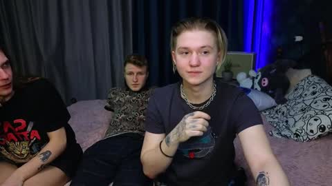 Snapshot of m1shq chatting on February 1, 8:47 pm m1shq online show from February 1, 8:47 pm