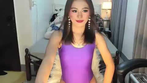 Snapshot of m1sspinay_yassie chatting on January 14, 3:36 pm Cutie Yassie online show from January 14, 3:36 pm