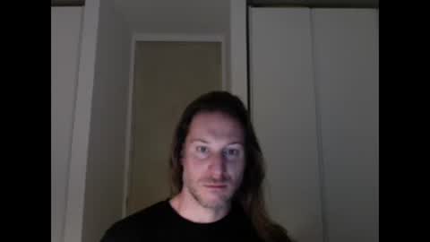 Snapshot of m4rduk81 chatting on October 19, 5:12 am m4rduk online show from October 19, 5:12 am