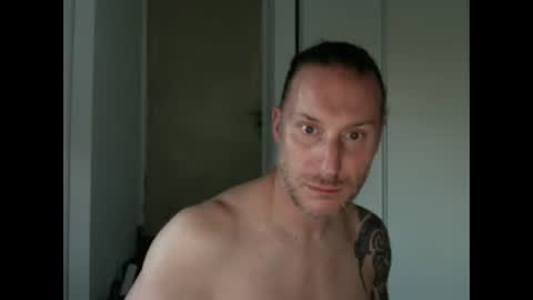 Snapshot of m4rduk81 chatting on October 17, 3:49 pm m4rduk online show from October 17, 3:49 pm
