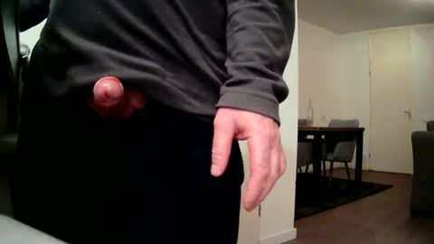 m_daan1969 online show from February 12, 8:07 pm