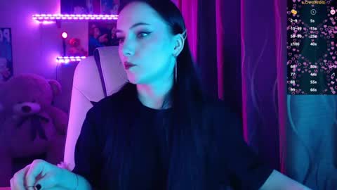 Melissa online show from June 25, 8:25 pm