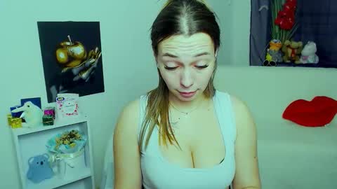 Vikki online show from March 6, 2:16 pm