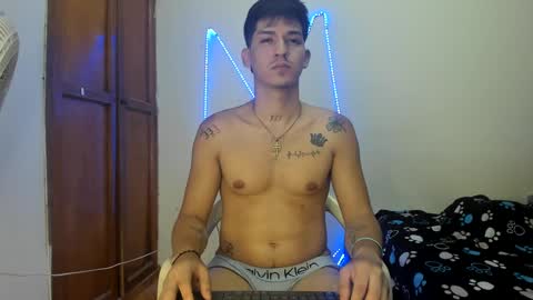 Snapshot of maaster420 chatting on October 3, 9:01 pm itgram pezlo josue online show from October 3, 9:01 pm