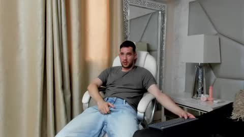 Matt De Luca online show from October 9, 6:13 pm