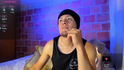   online show from March 3, 10:31 pm