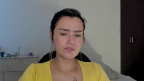 Snapshot of macarenax chatting on October 2, 5:01 pm Maca online show from October 2, 5:01 pm
