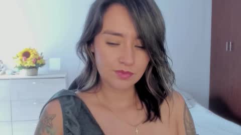 Snapshot of macarenax chatting on October 14, 3:37 pm Maca online show from October 14, 3:37 pm