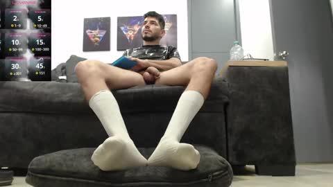 instagram mackdanielsx online show from April 14, 9:40 pm