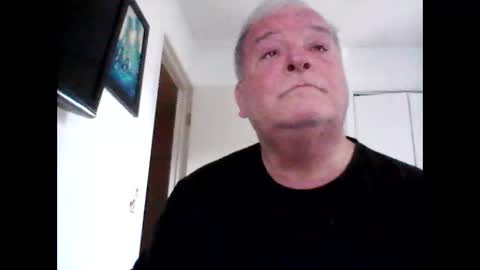 Snapshot of mackdocc001 chatting on December 16, 8:37 pm mackdocc001 online show from December 16, 8:37 pm
