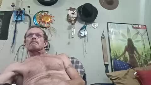 mackdog1369 online show from July 21, 12:18 pm