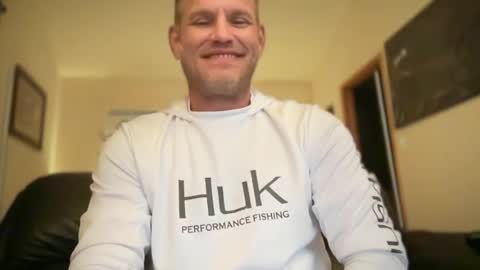 MackinCaliAllDay online show from August 2, 8:49 am