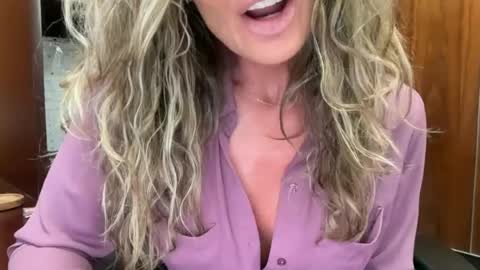 Madame Andi online show from June 18, 11:59 am