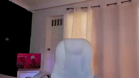 Snapshot of madame_lilith chatting on September 23, 2:00 pm madame lilith online show from September 23, 2:00 pm