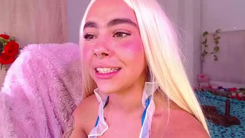 maddiie and clyde online show from October 5, 5:31 pm