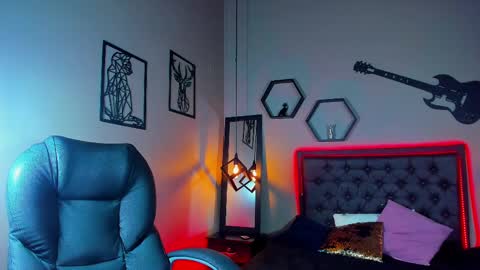 Maddie online show from March 5, 8:53 pm