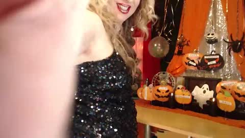 MaddisonRae online show from September 11, 1:07 am