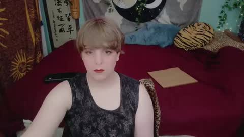 Maddy Cat online show from October 27, 4:18 pm