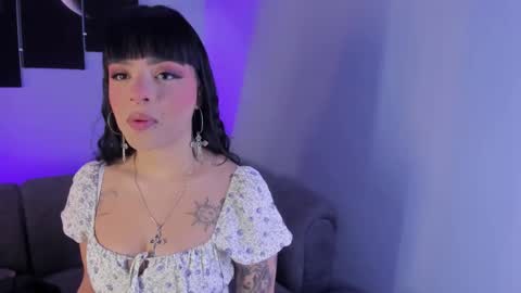 Maddy  online show from February 9, 7:52 pm