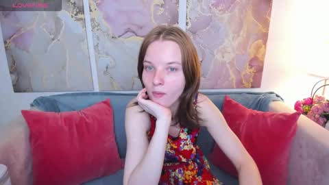 Snapshot of madelaines chatting on September 30, 9:09 am madelaines online show from September 30, 9:09 am