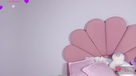 Madelin Clerk online show from February 26, 8:36 pm