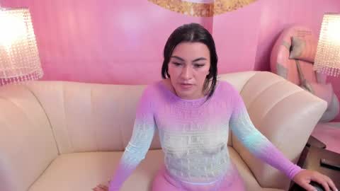Snapshot of madelinekox chatting on September 8, 8:30 pm MadeliNekox online show from September 8, 8:30 pm