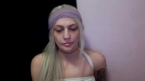 madeline online show from November 2, 5:40 am