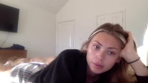 Snapshot of madirose69 chatting on October 17, 1:48 pm mari rose online show from October 17, 1:48 pm