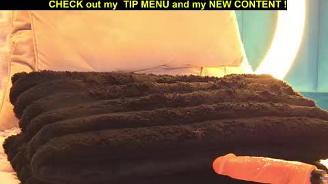 MadisonKroft online show from October 28, 5:41 am