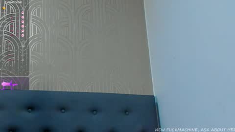   online show from January 18, 3:10 pm